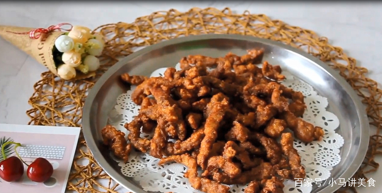 家常炸酥肉让你又多一样零食选择,手把手教你炸酥肉最正宗做法