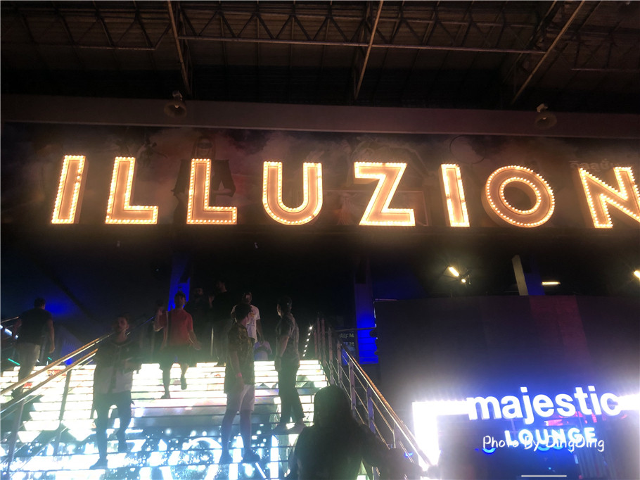 泰国noxy酒吧,泰国芭东夜市酒吧一条街