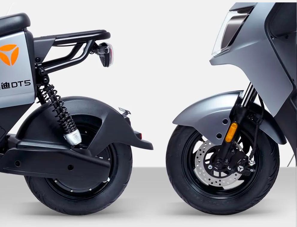 爱玛a130和雅迪dt5哪个好,雅迪冠能de8和爱玛a130哪款质量好