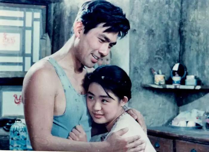 看看人家的生活是怎么过的,老一辈当年的生活方式