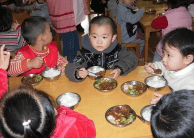 为什么幼师不建议上幼儿园,幼师不会让孩子上幼儿园怎么办