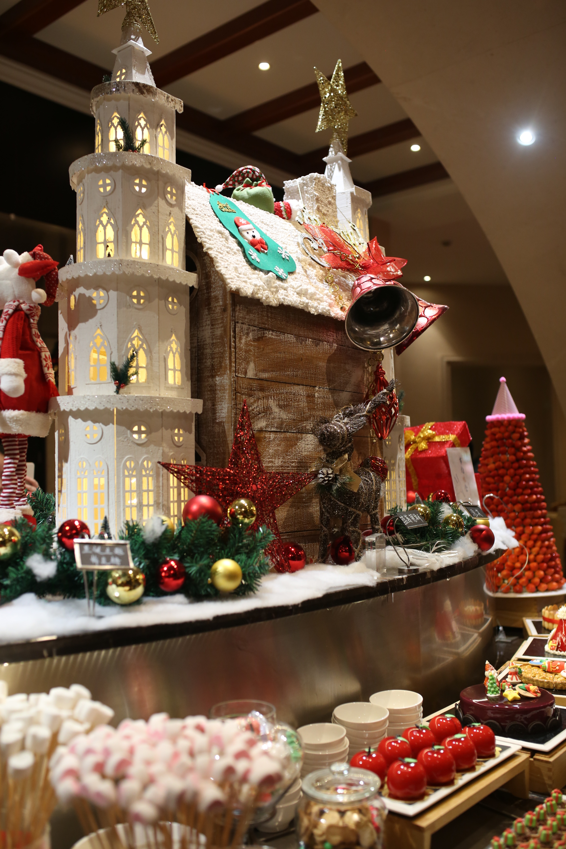 hellokitty乐园童话世界,浙江hellokitty乐园城堡酒店