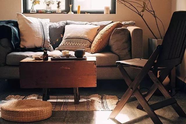 不当环球小姐，她跑到深山，种菜、调香，过上佛系人生