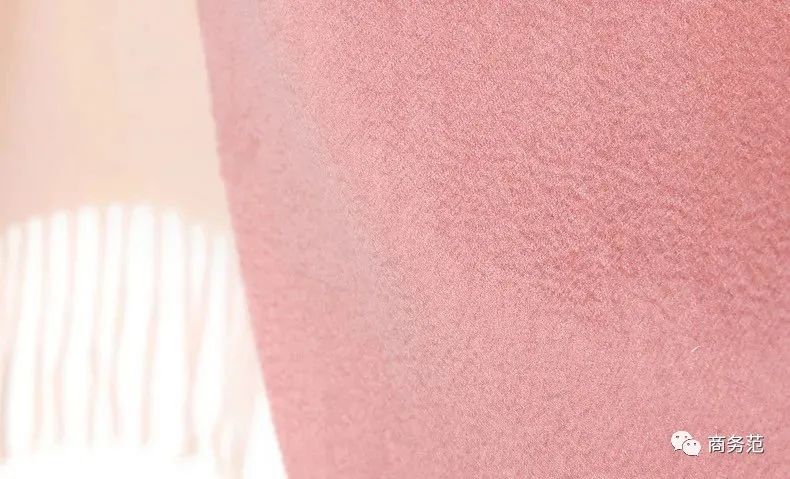 高端羊绒围巾温暖时尚又百搭,冬天必备的羊绒围巾