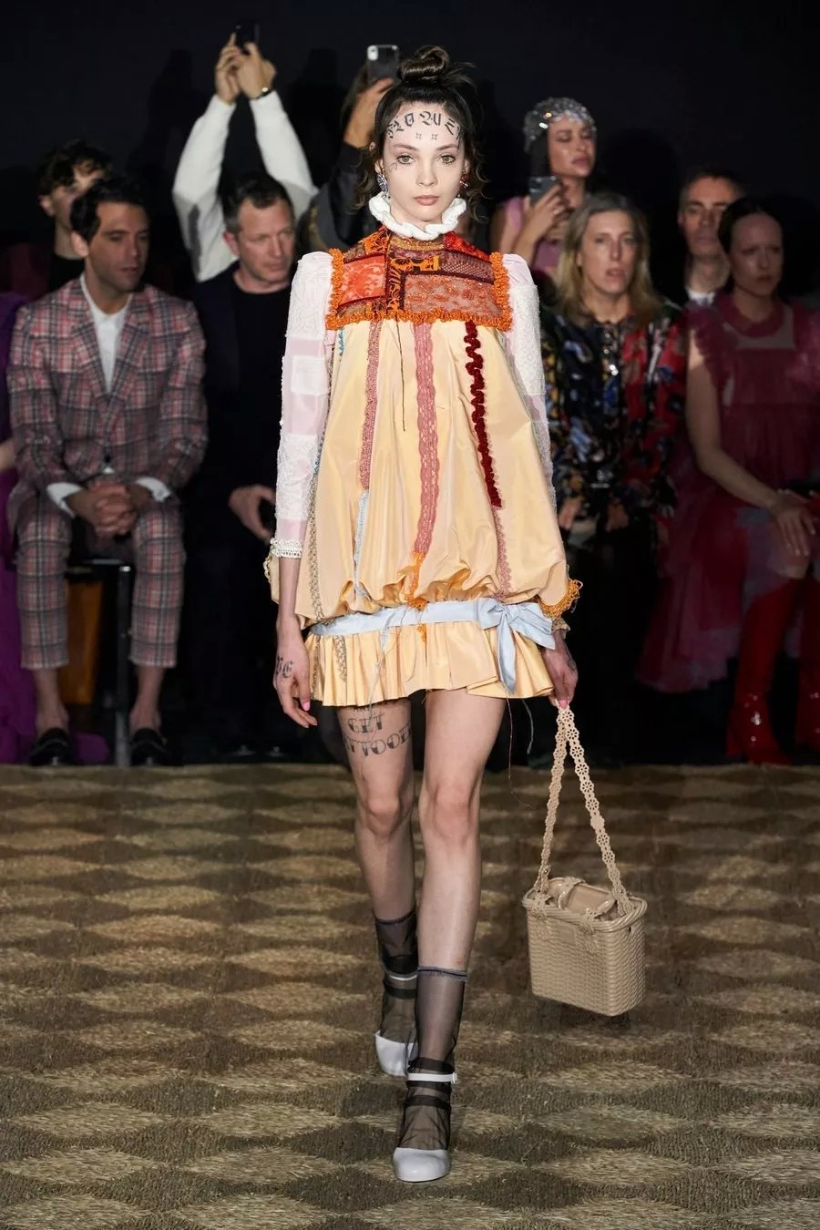 2020巴黎秋冬高定时装周完整版 (2019年春夏巴黎高定时装周)