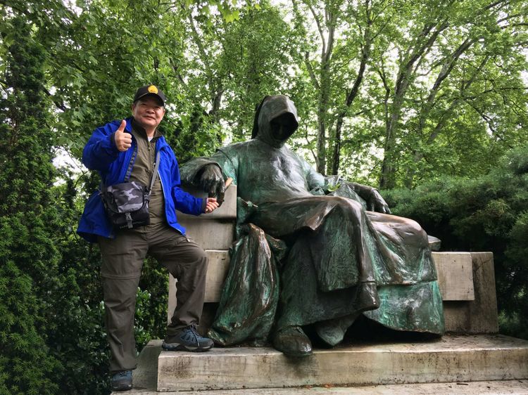 匈牙利的首都,当年陈强曾到此,两个儿子取名“布达”“佩斯”