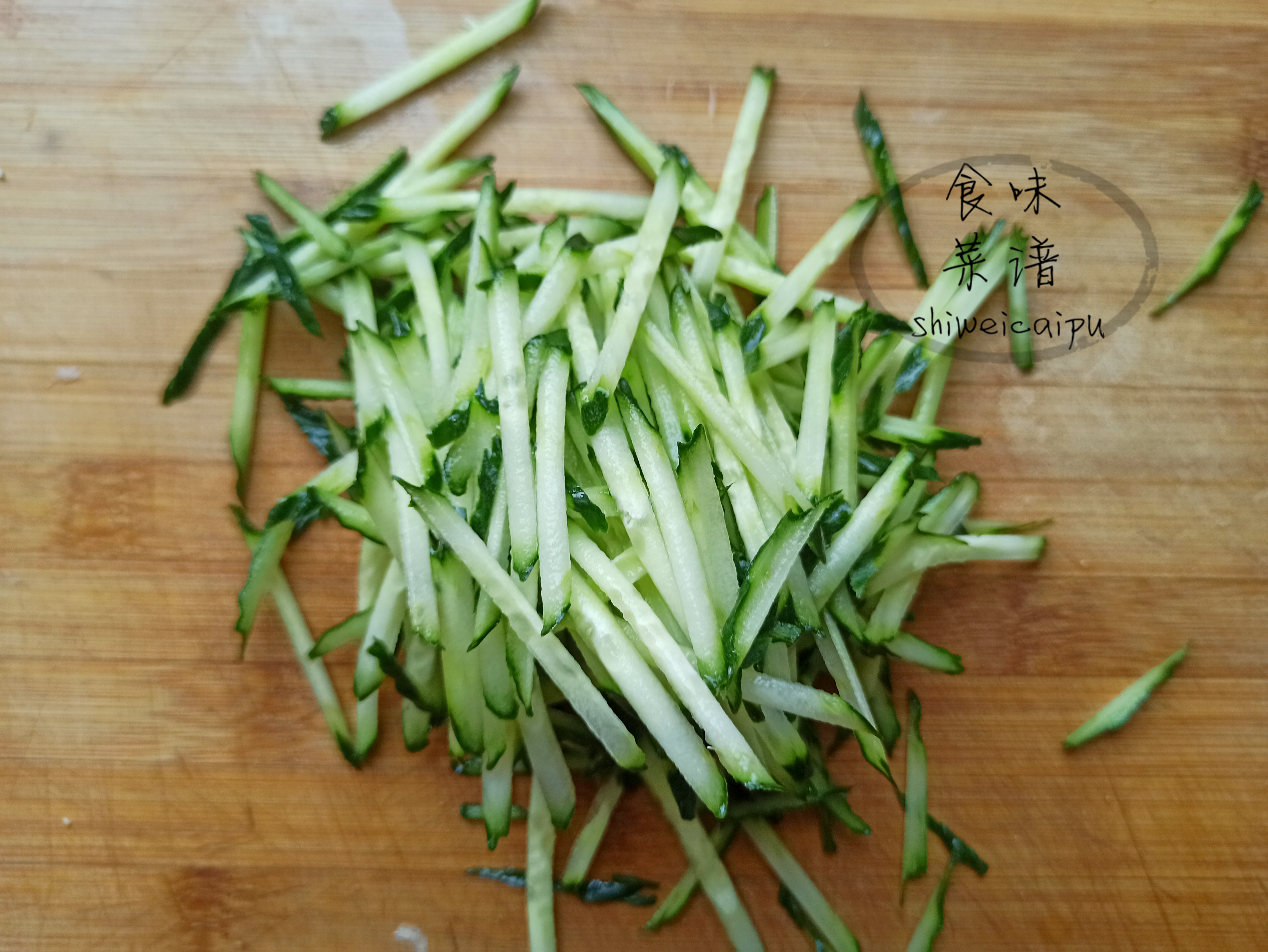 凉拌菜调料汁不要蒜,凉拌菜酱油是生抽还是老抽