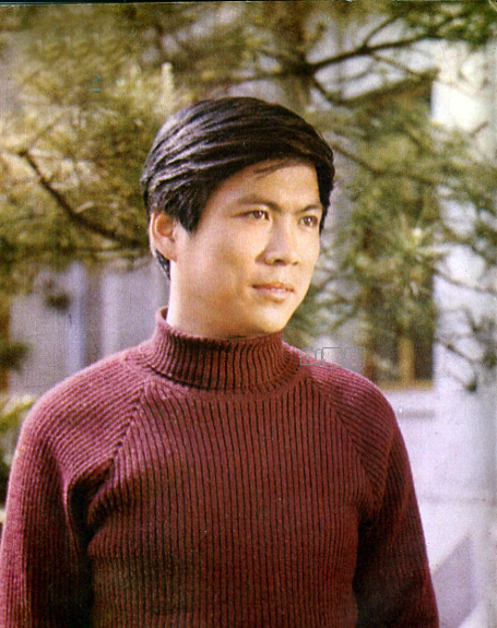 罕见老照片80年代男星,老电影老演员最美老照片