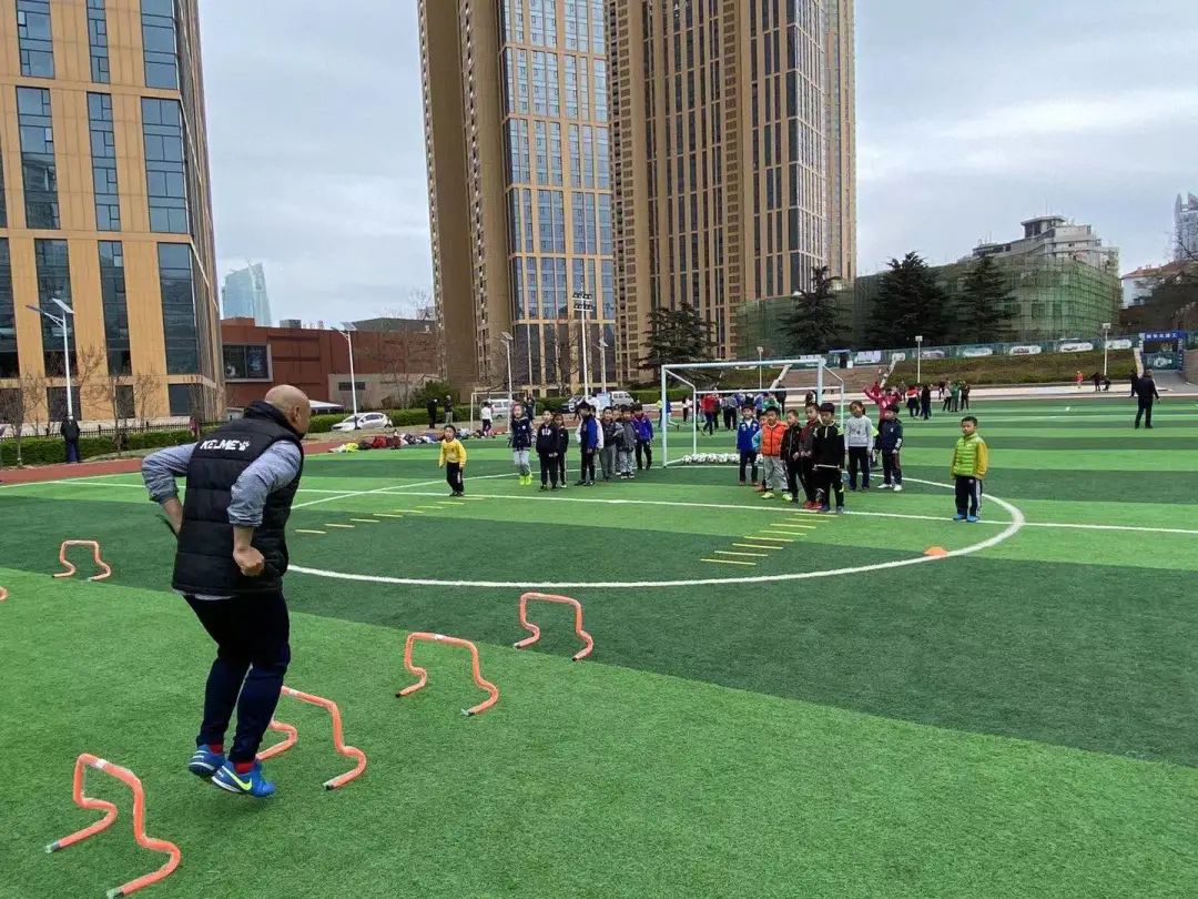 十个一运动主题内容,足球社团优秀社团事迹