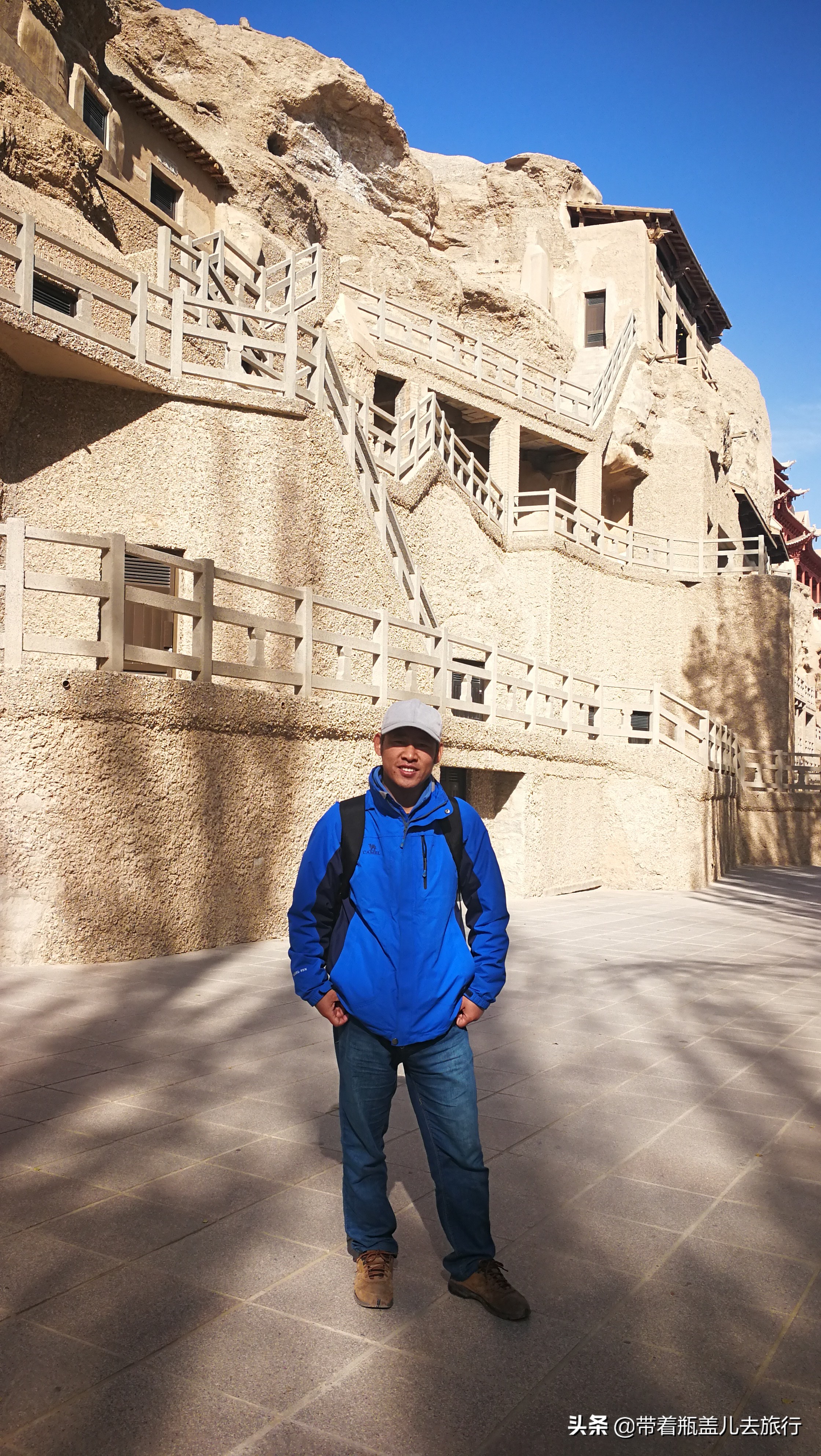 敦煌莫高窟如何游玩，十四张图片带你领略丝绸之路上的艺术瑰宝