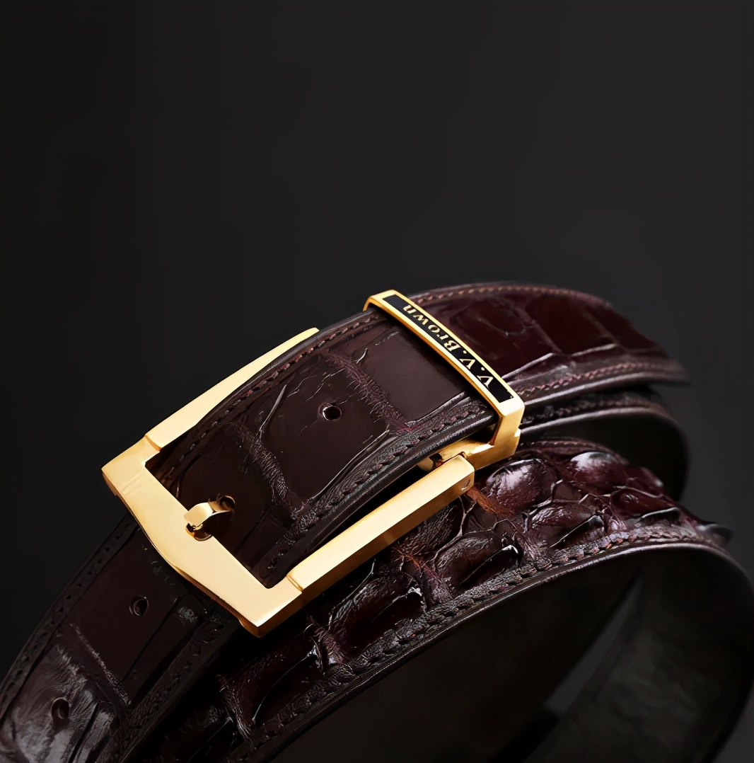 gucci双g皮带搭配男士,gucci双g皮带现在还流行吗