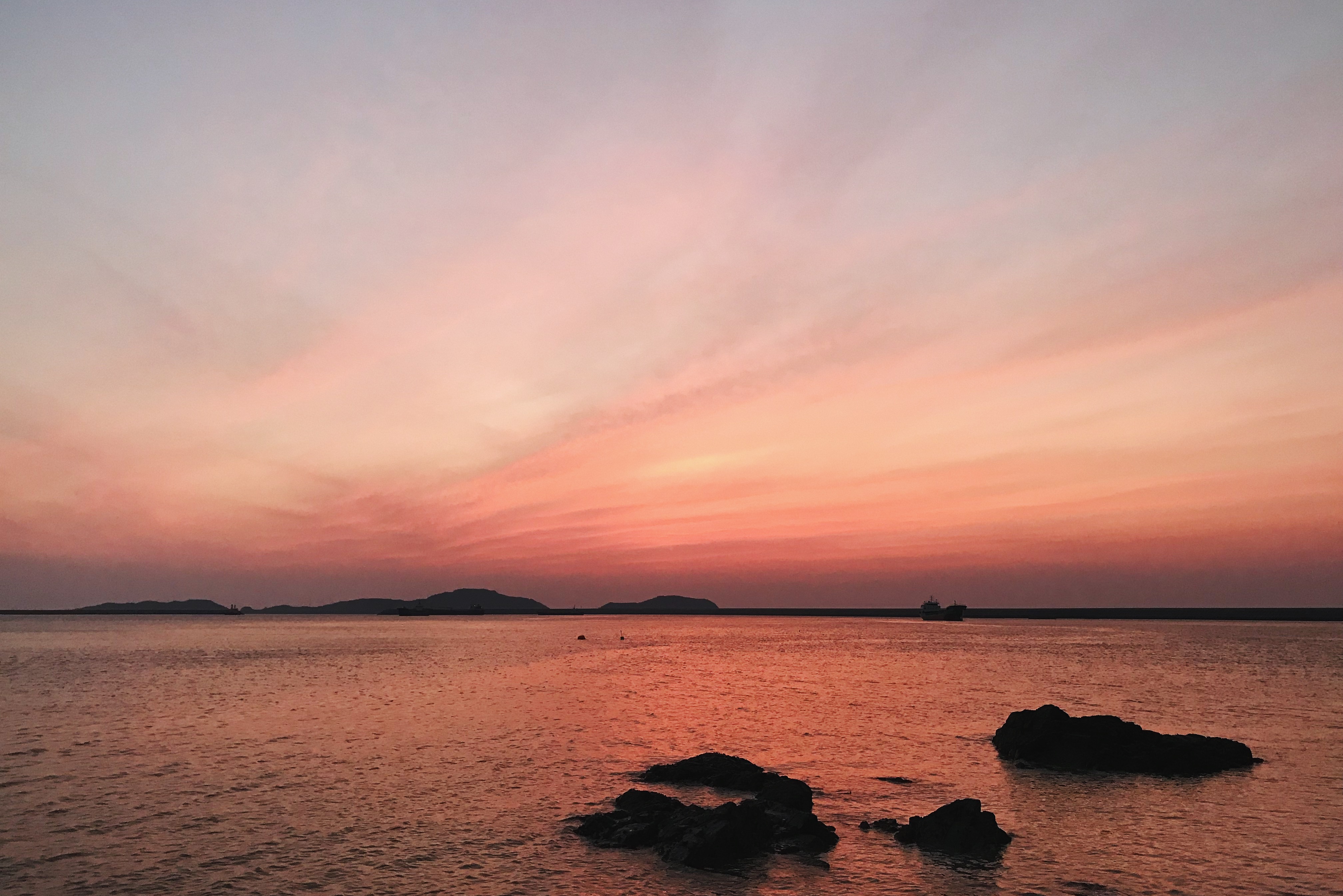 圣托里尼海岛旅游攻略,圣托里尼的绝美海岛