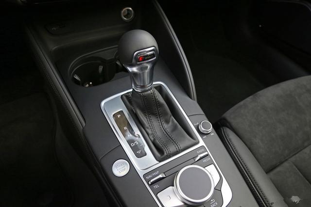 优雅而强劲的全新奥迪a3sportback,升级配置标配2.0t奥迪a3敞篷版