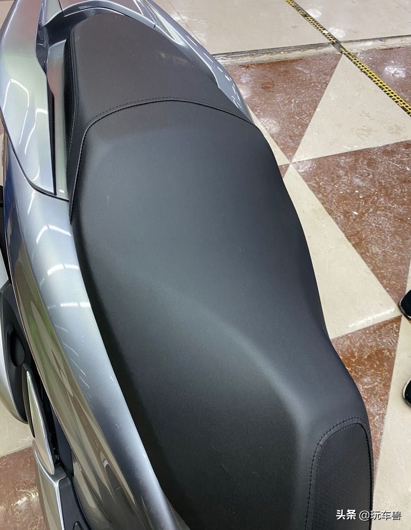 本田pcx150踏板车骑行感受,2019年本田pcx150踏板什么配置