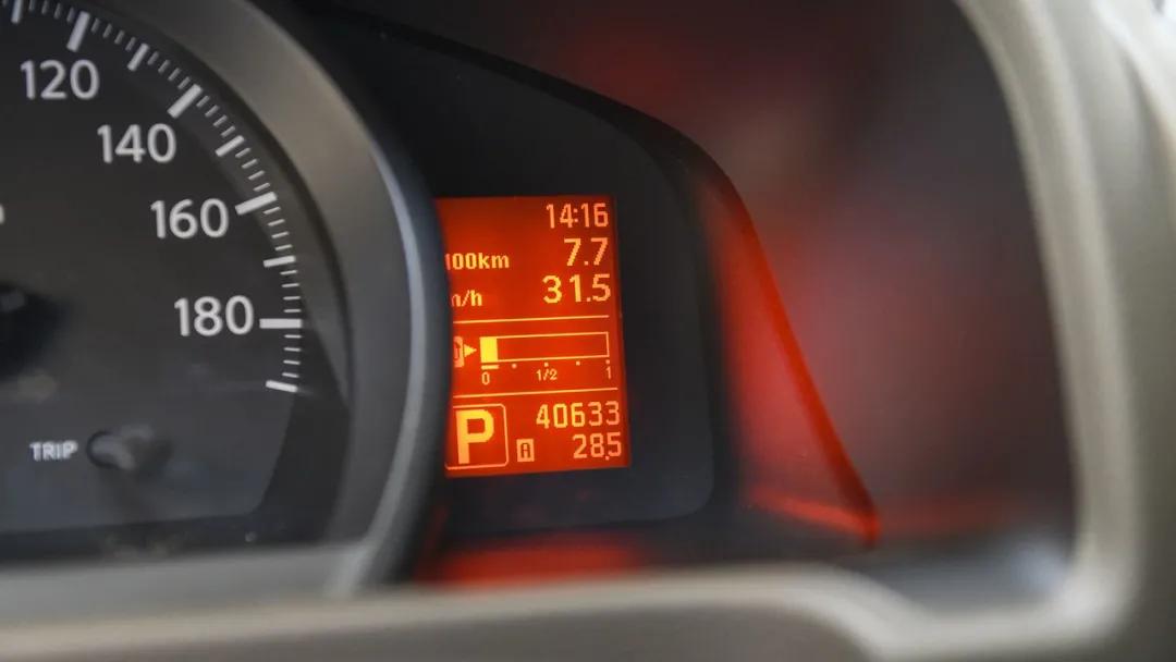 16款日产nv200二手价格成都,中山二手日产nv200七座商务车报价