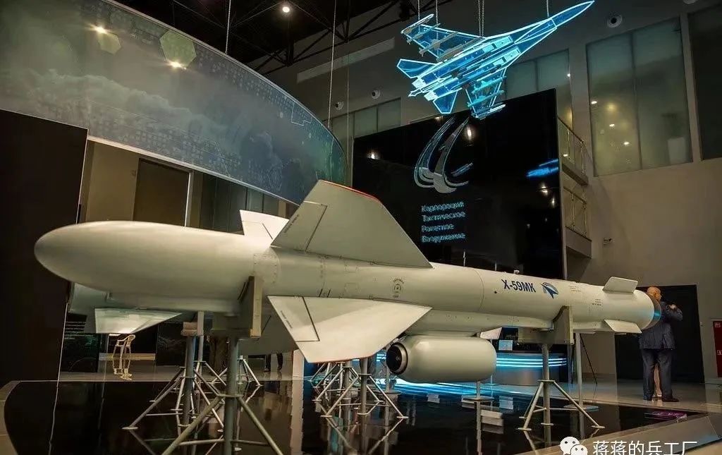 俄最新型空地导弹展示,kh-59mkm空射巡航导弹