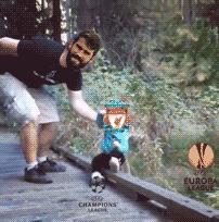 这个28岁才打进职业生涯首球的菜鸡,拯救了利物浦