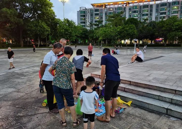 全国哪个地方的菜刀最好,全国最大菜刀生产基地