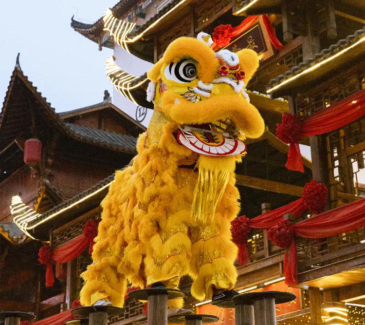 把它挂在爱车里，留住一年的祥瑞美好