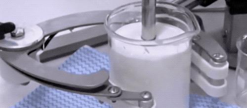 防晒霜放久了变成水,怎么判断防晒霜水油分离