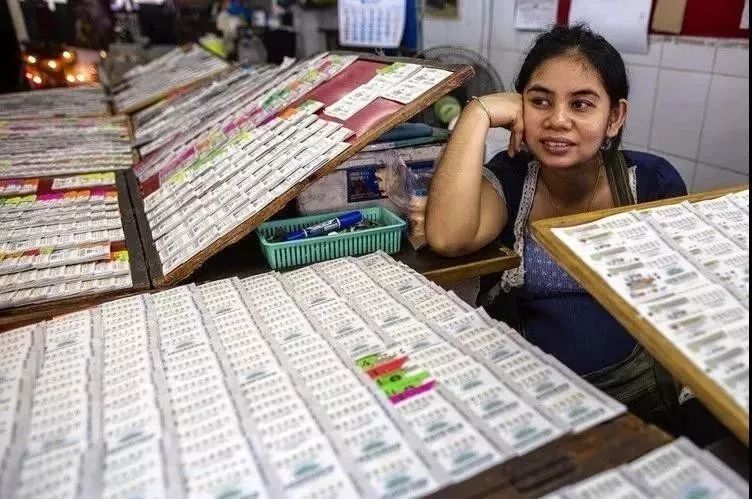 冒领600万彩票大奖后续,把彩票送给客人违法吗