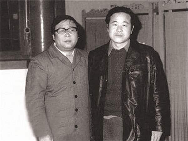 路遥平凡的世界自述,平凡的世界路遥退稿视频