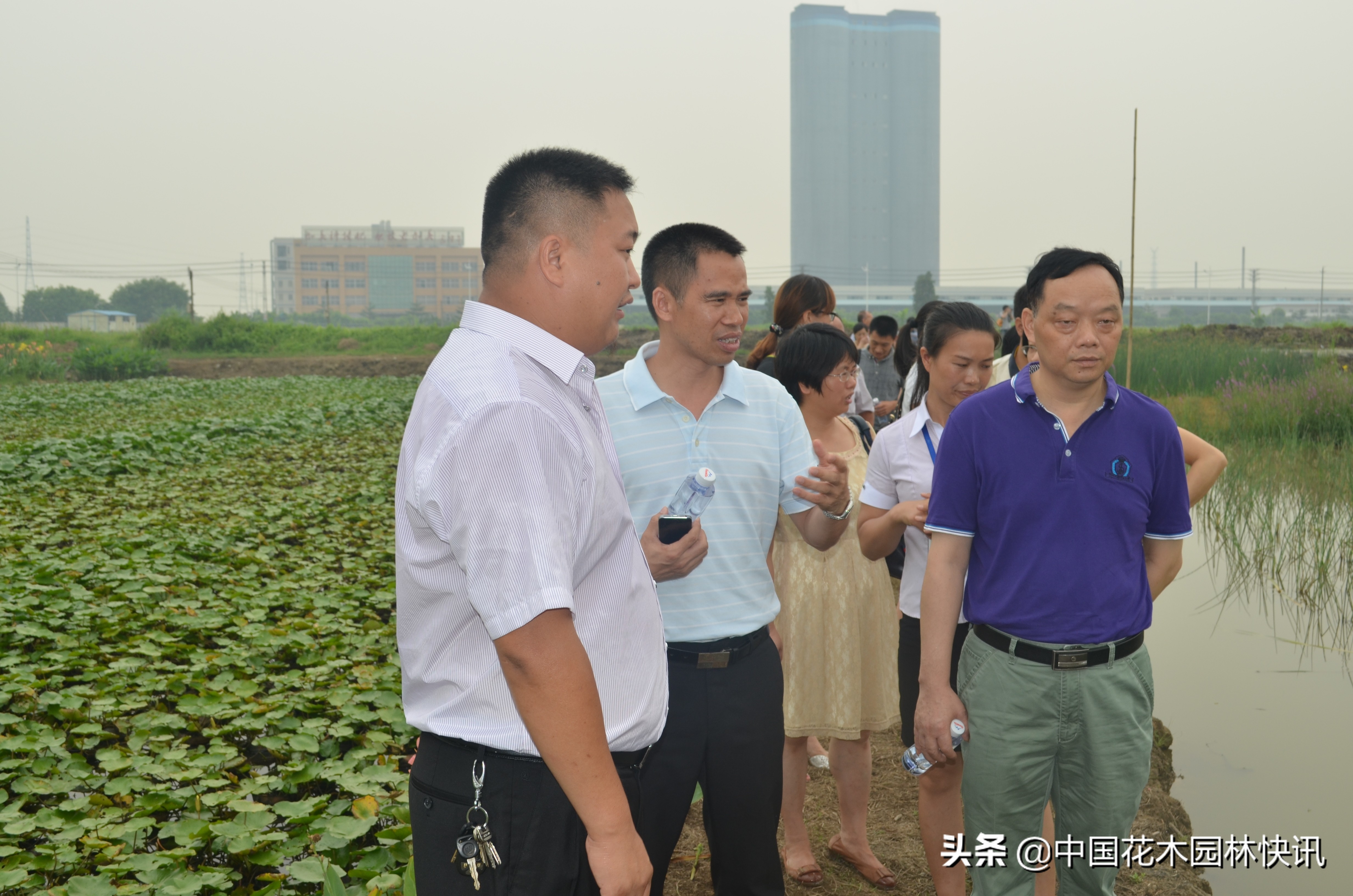 东莞周旭懿：十五年激情创业拼搏在水生植物领域绽放青*光春**芒