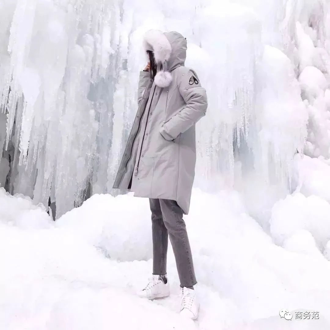 推荐几款最好看的羽绒服,冬天比较暖和的平价羽绒服品牌