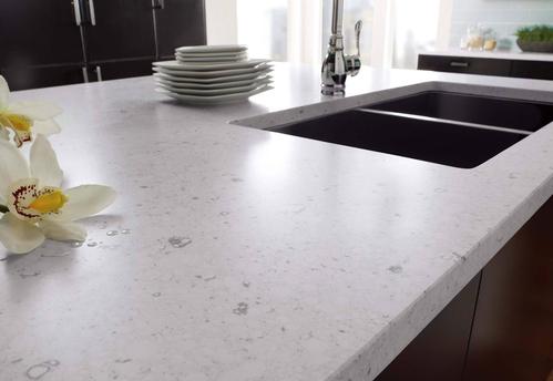厨房用大理石台面好还是石英石好,厨房台面选石英石会后悔吗