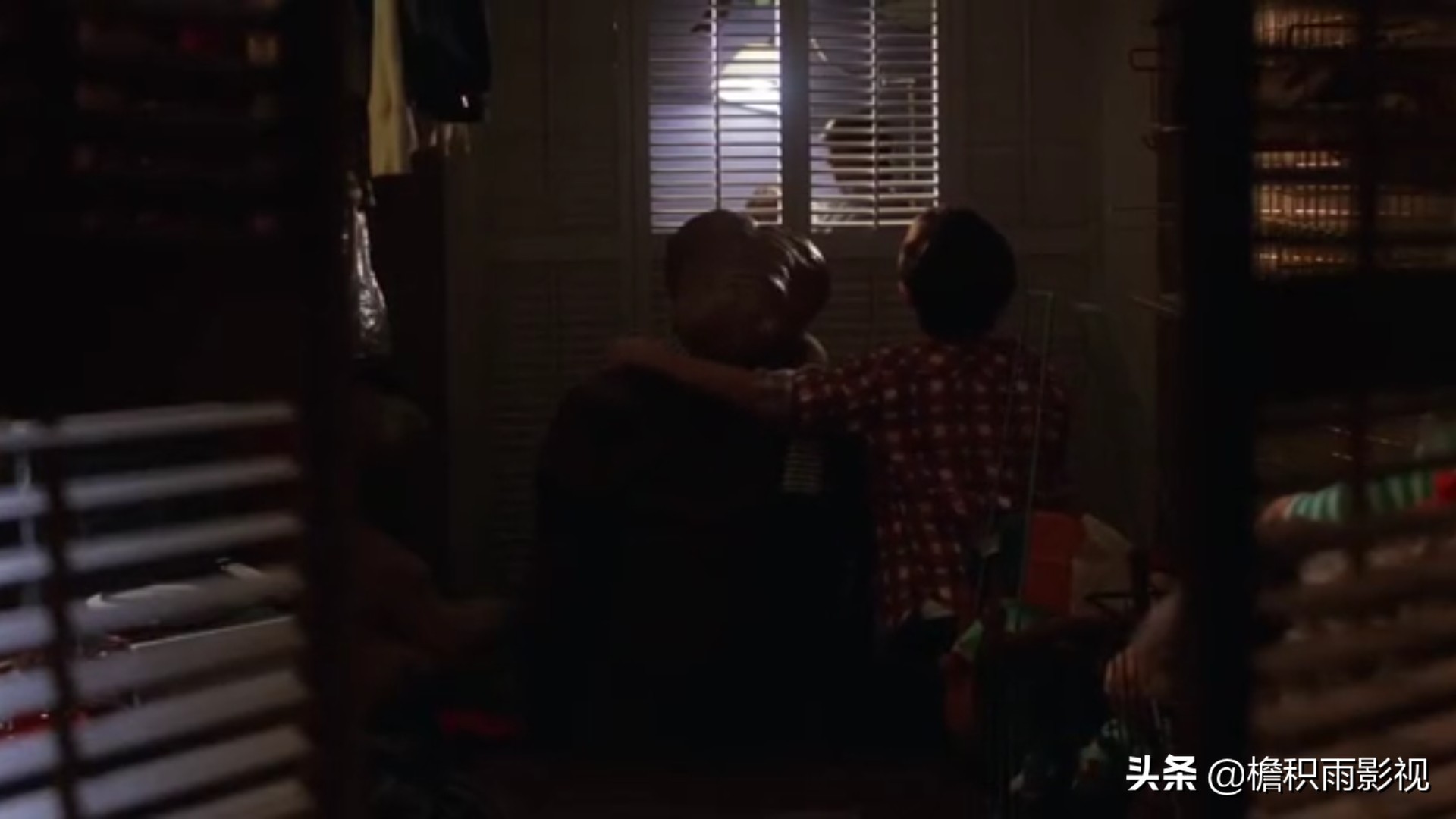 长江7号外星人叫什么,长江七号和疯狂的外星人哪个好