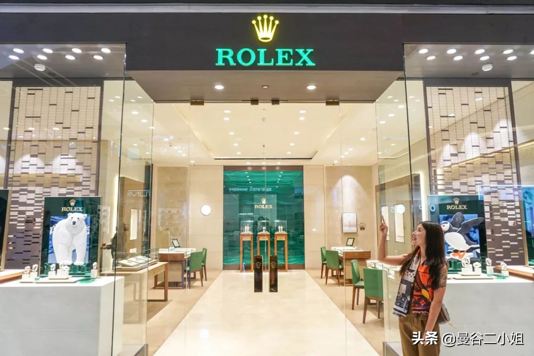 centralworld鍊煎緱涔扮殑涓滆タ,涓栫晫鍟嗗簵璐墿鎸囧崡