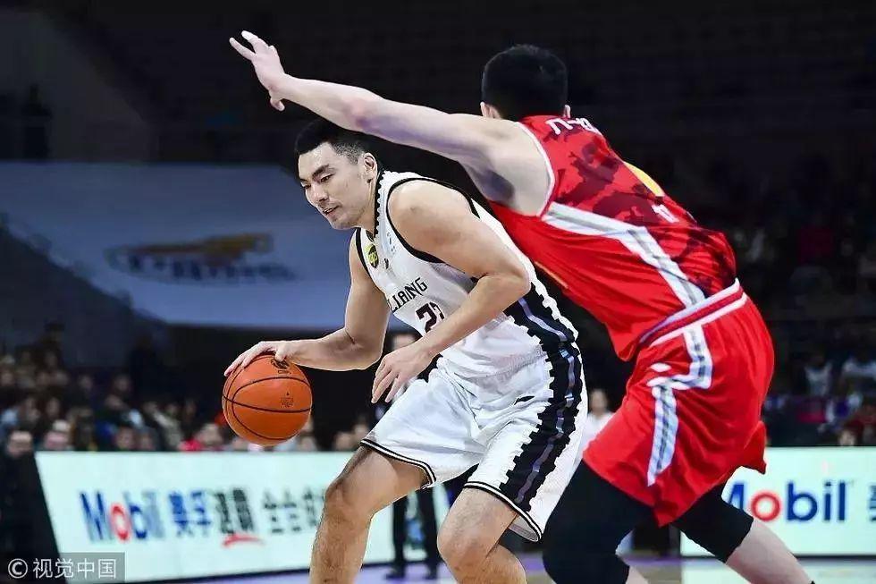 艾伦哈德森连续得分辽宁男篮,郭艾伦赵继伟现身辽宁男篮