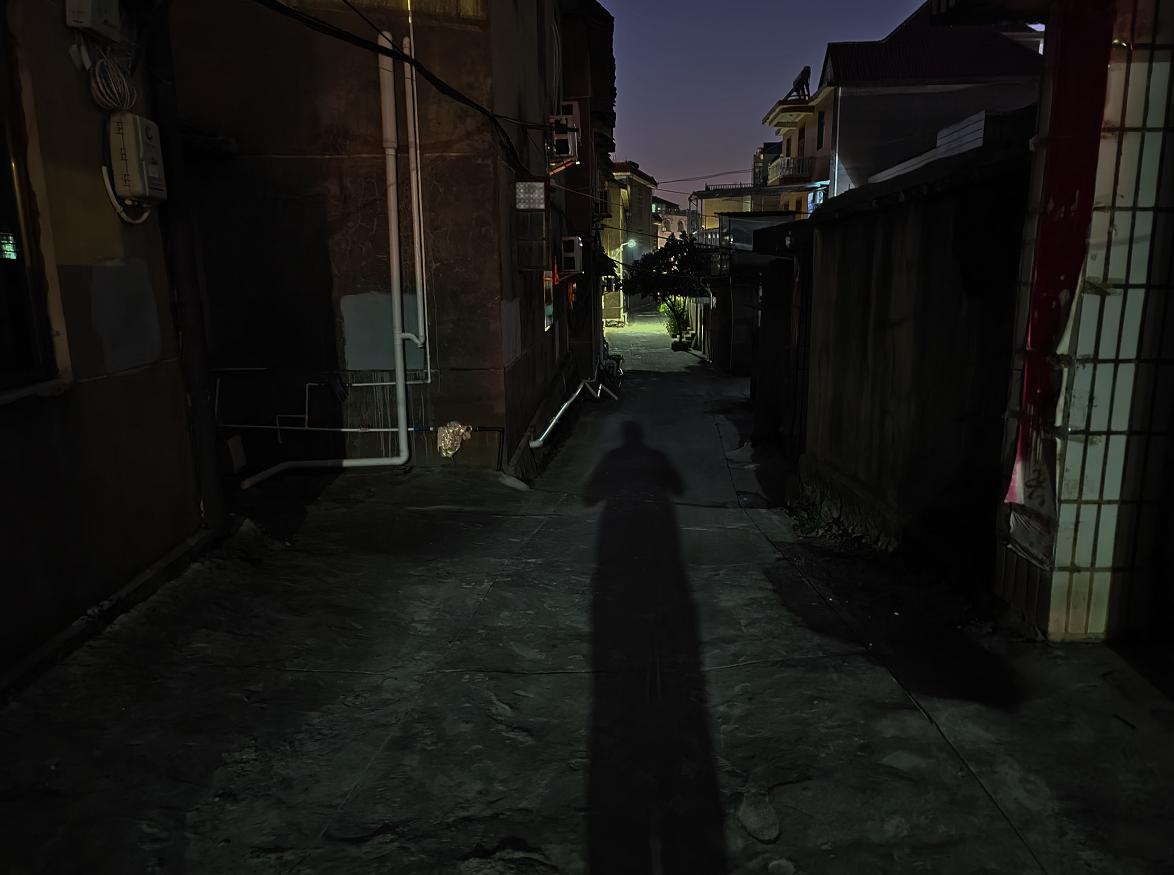 最纯粹的战术手电筒体验如何？傲雷WARRIOR武士X3首发上手