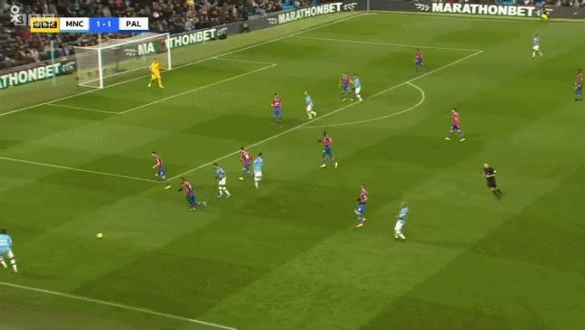 曼城水晶宫福登射门,27脚射门一球未进