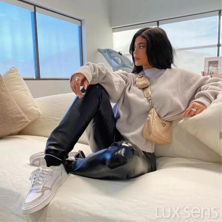 花一个肉包子的钱,花一个钱可以买到两个包吗