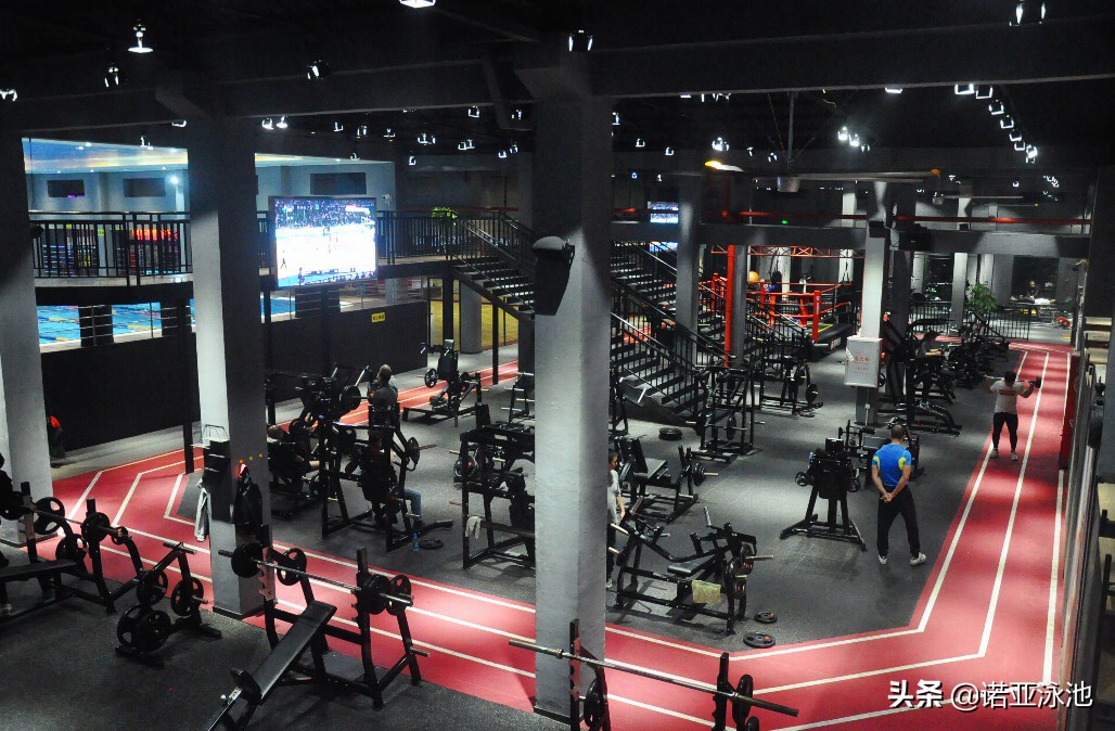 跑男团划船落水,跑男兄弟团变杂技团全过程