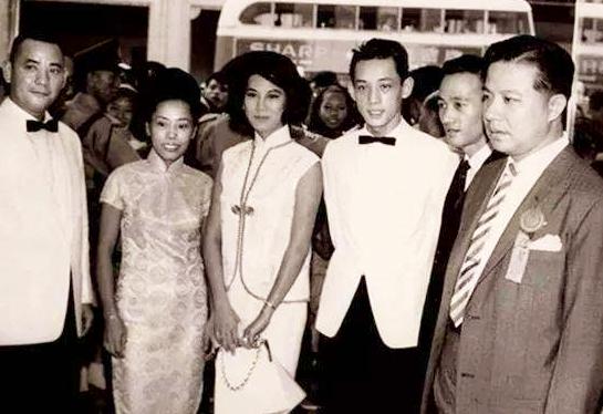 杨受成与明星关系,杨受成成长历程