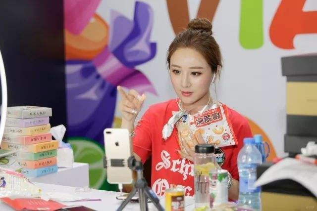 网红直播服装批发市场,网红直播行业招商