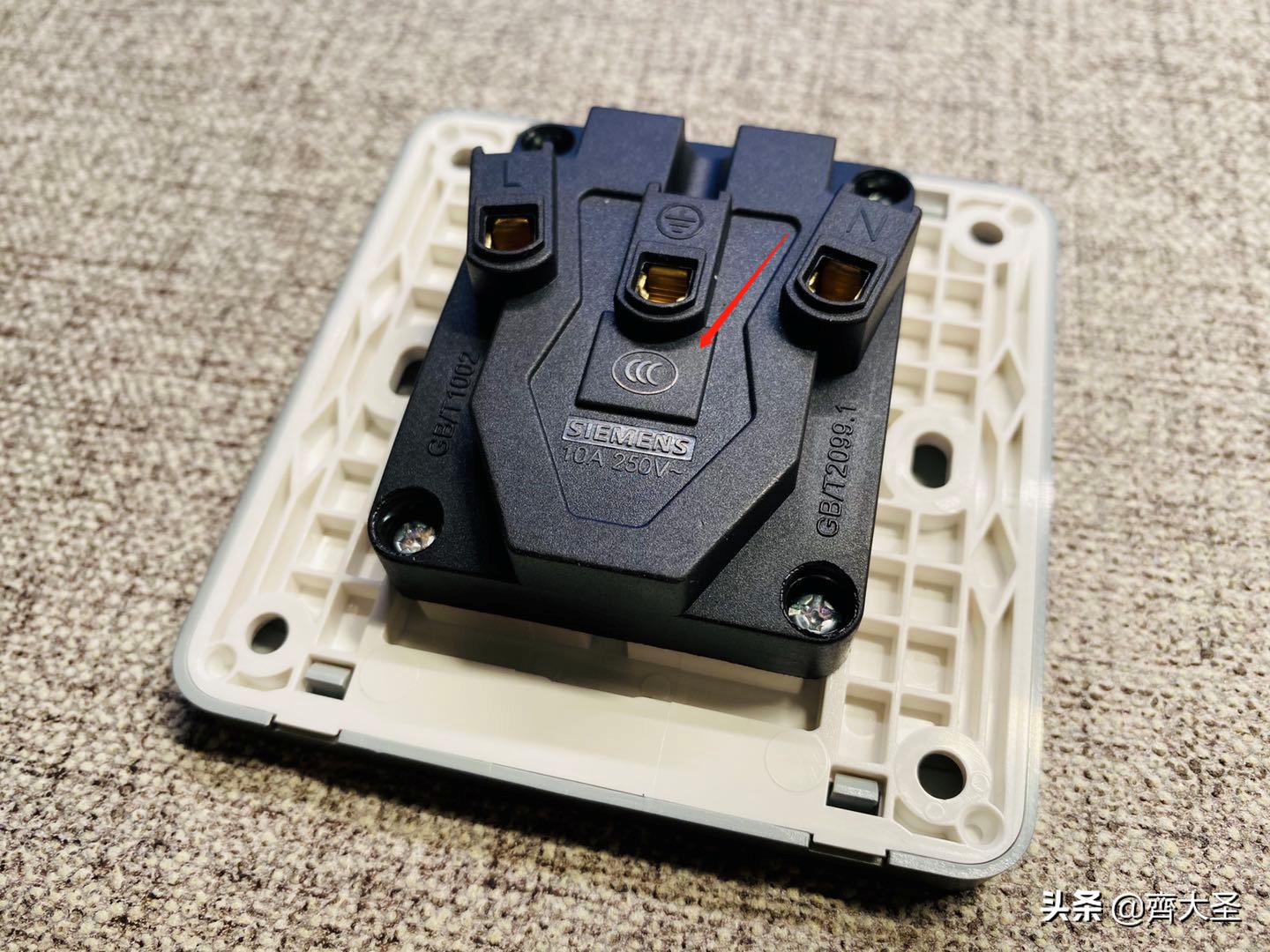 开关插座对比测评什么值得买,最具性价比开关插座测评