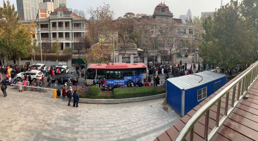 在中心公园，你的终身大事，就值30块钱