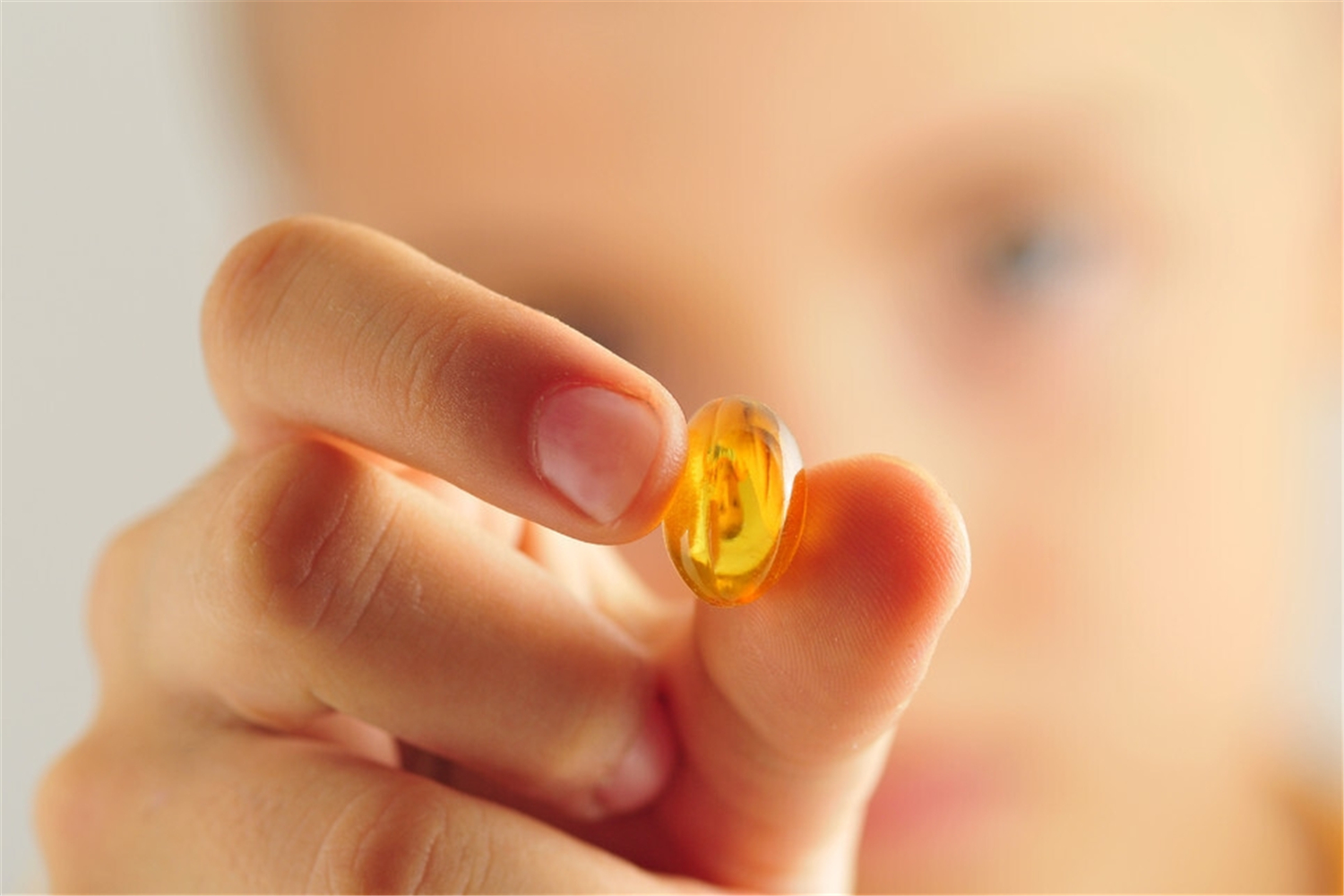 是鱼油里含dha还是鱼肝油里含dha,d3鱼肝油和鱼油还有dha有区别吗