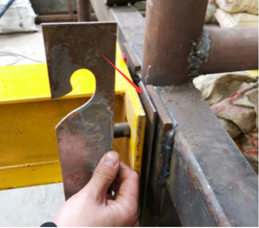 新型悬挑脚手架孔洞不漏水,新型悬挑脚手架如何预埋