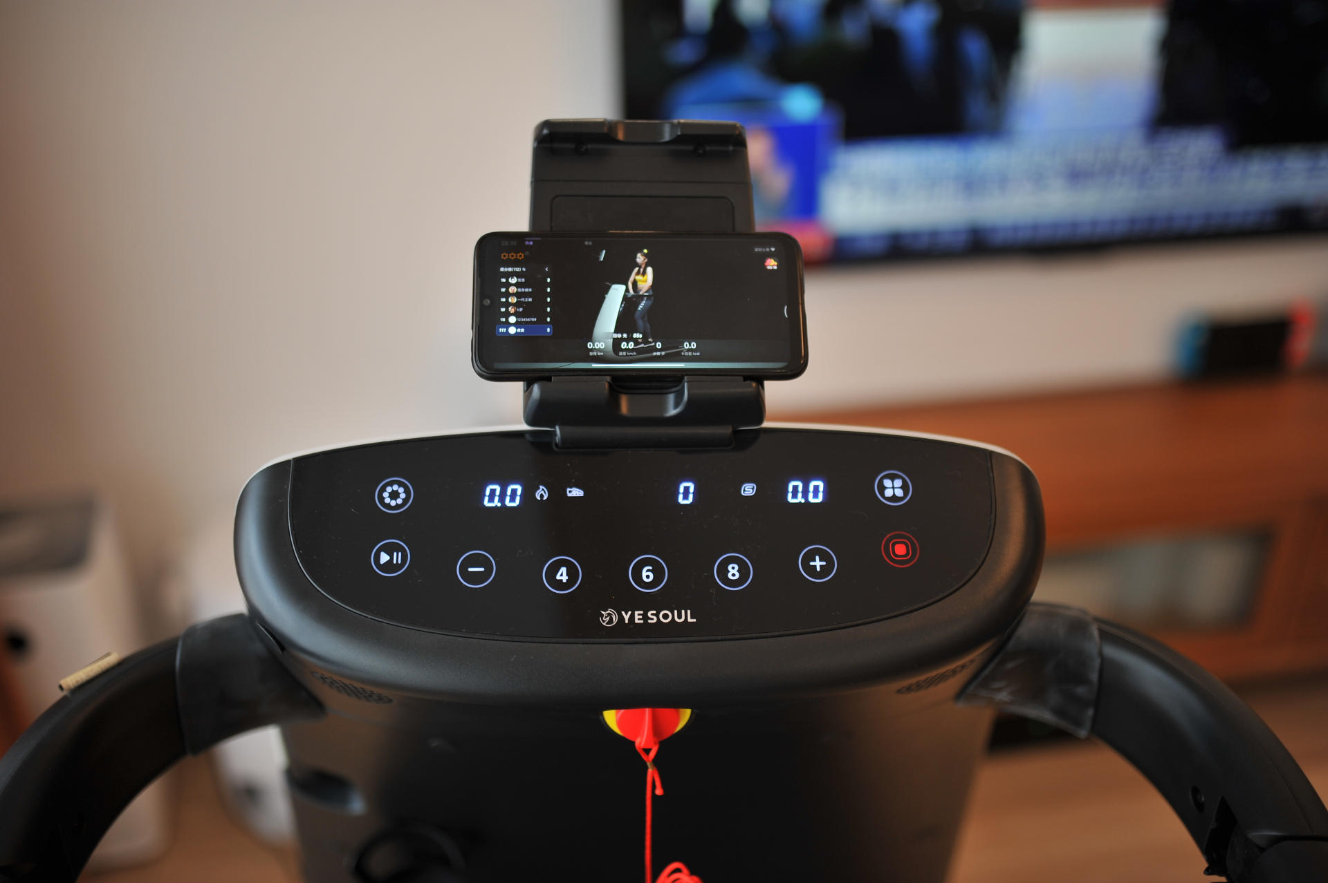 新手跑步要不要买跑步机,在家买跑步机