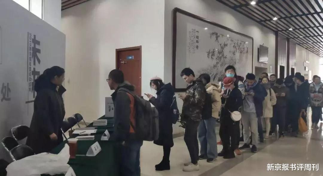 我认为这本书很无聊英文,我觉得这本书很无聊英语