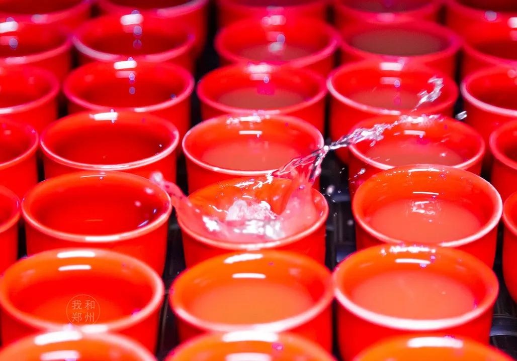 鎴愰兘灏忎紬缃戠孩閰掗,鎴愰兘缃戠孩閰掗閮戝窞