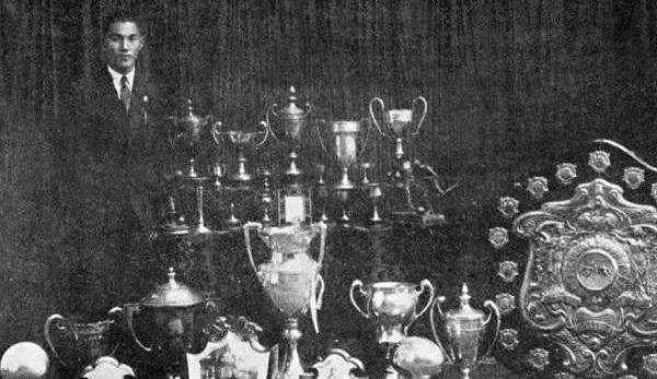 c罗700球梅西多少球,17岁的梅西和c罗到底多强