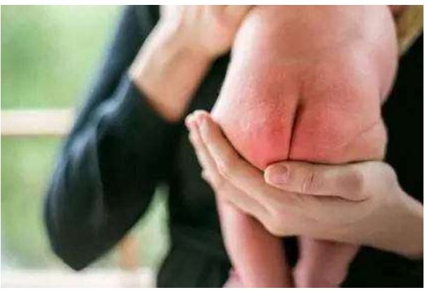 “最美辣妈”林心如：做妈妈比做明星都累，为了女儿做什么都愿意