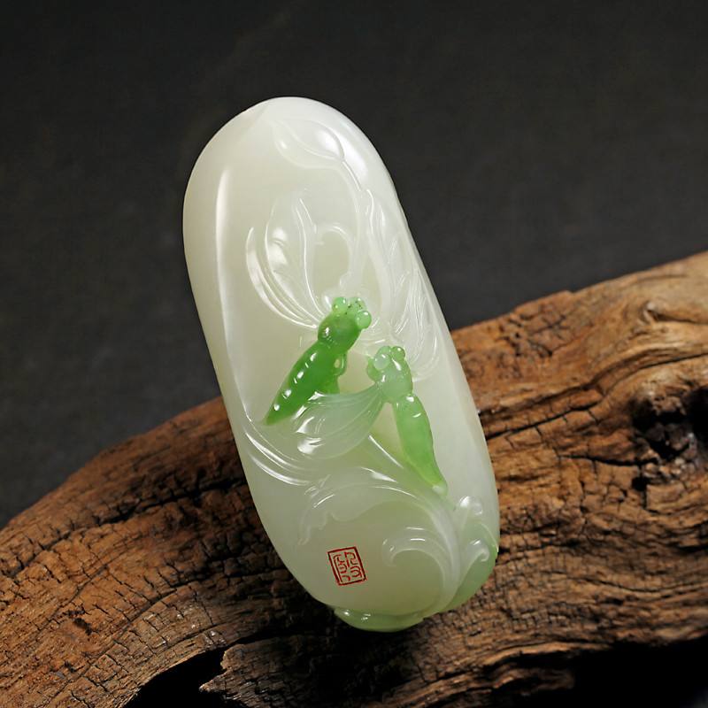 翡翠的前世今生全集,翡翠的前世故事