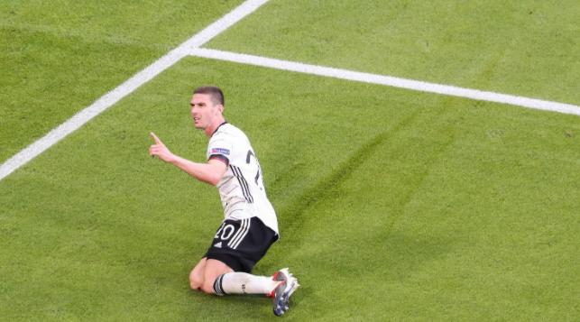 四年身价狂翻10倍,4年身价翻30倍