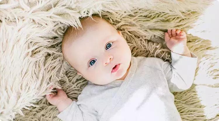 梦见小孩预示犯小人是真的吗,做梦梦见小孩容易犯小人是真的吗